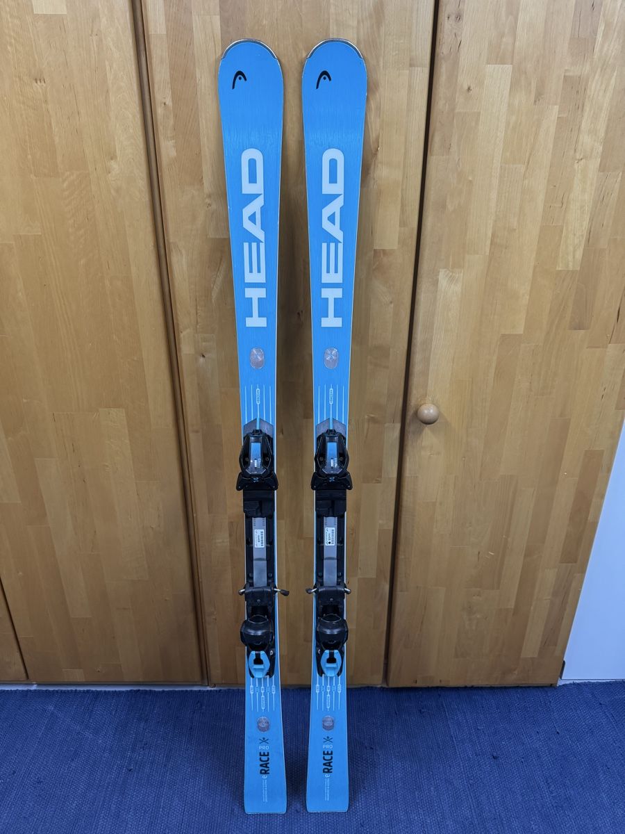 Head Skis: Head e-Race Pro Ski 165 cm mit Bindung – Neuf (Voir description) à Gamsen par Leo321123