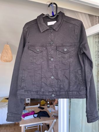 Veste en jean noire Mango T.S – Coupe cintrée – Bon état
