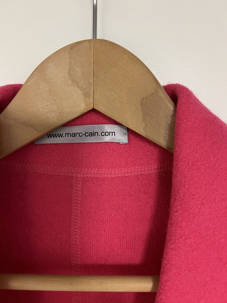 Marc Cain Vestes: Blazer Marc Cain in Fuchsia Gr 36 – Neuf (Voir description) à Volketswil par JulBar2014 1
