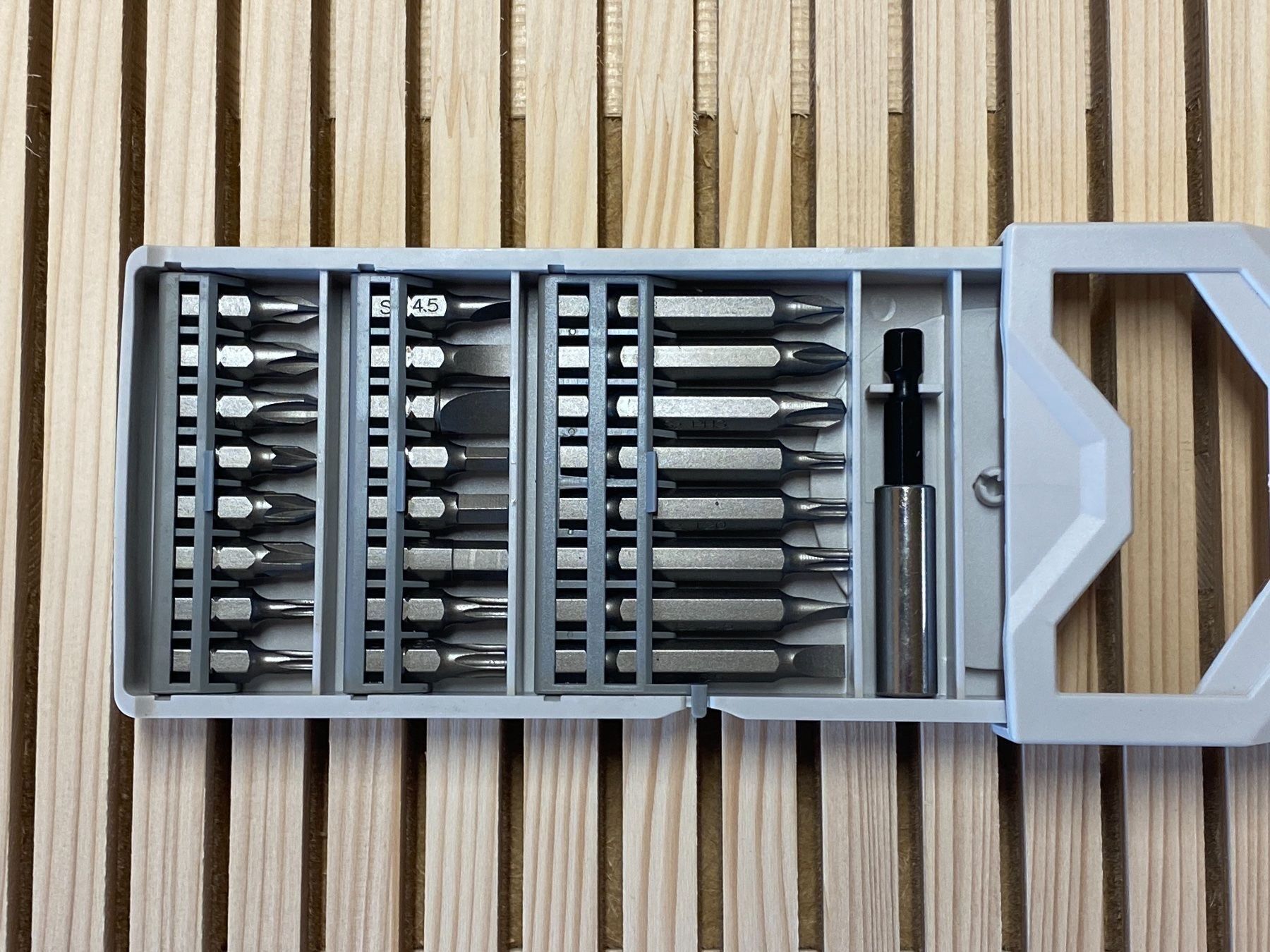 Bosch Alle Werkzeuge: Bosch Bitset Torx Kreuz – Neu und originalverpackt aus Termen von  2