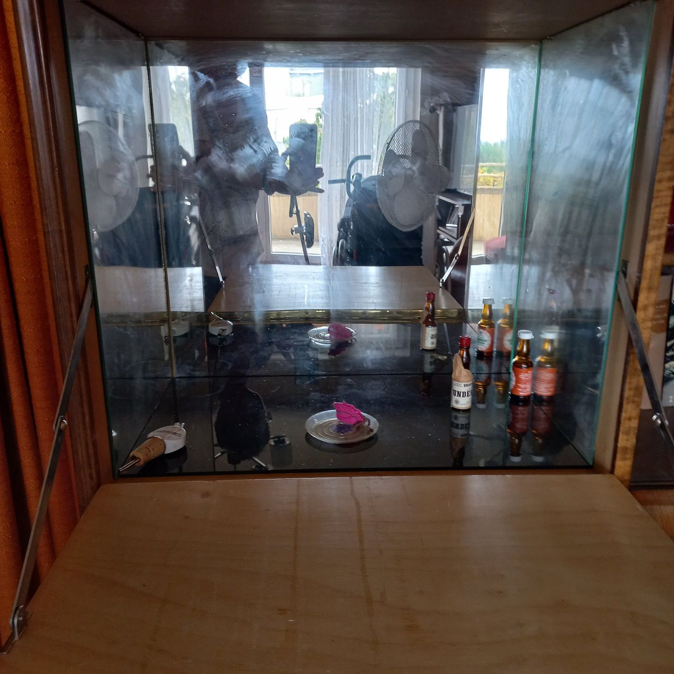 Schränke: Armoire de salon – Gebraucht aus Jongny von dve_7nbz 1