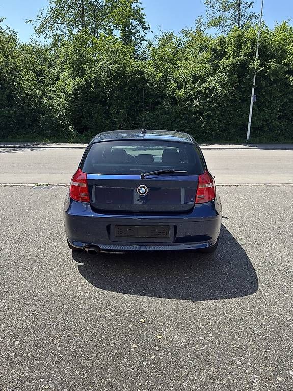BMW Automobili: BMW 120i E87 Tiefseeblau Metallic – Usato da Buchs ZH venduto da Riccardo_ZH 4