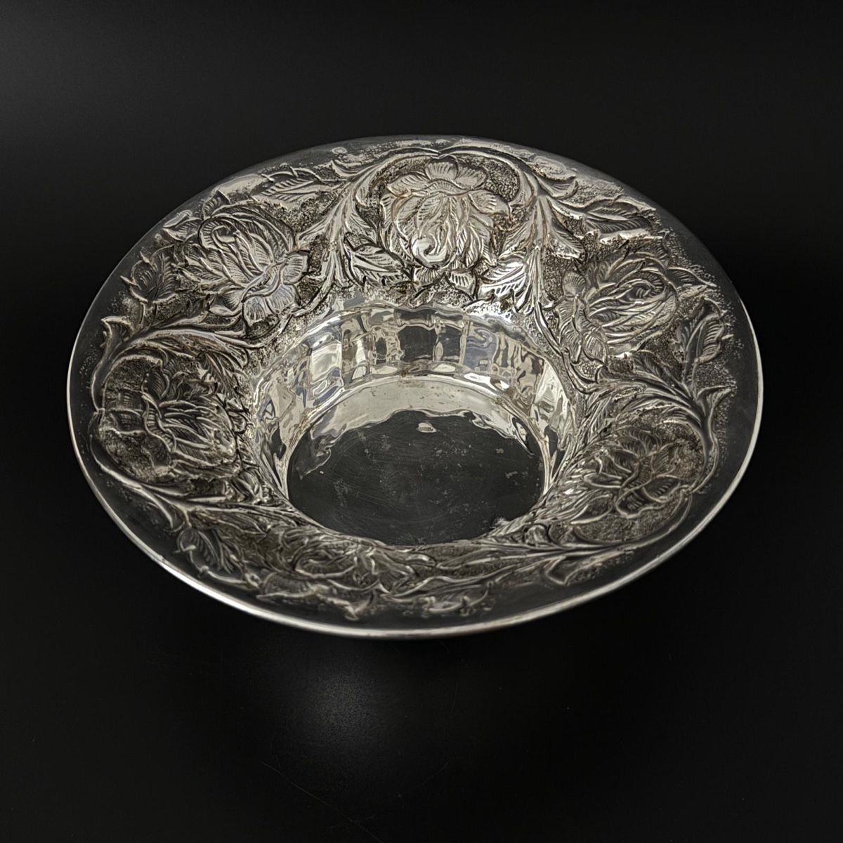 Schalen: Versilberte Schale auf Kugelfüsse – Gebraucht aus Luzern von downtonabbey 1