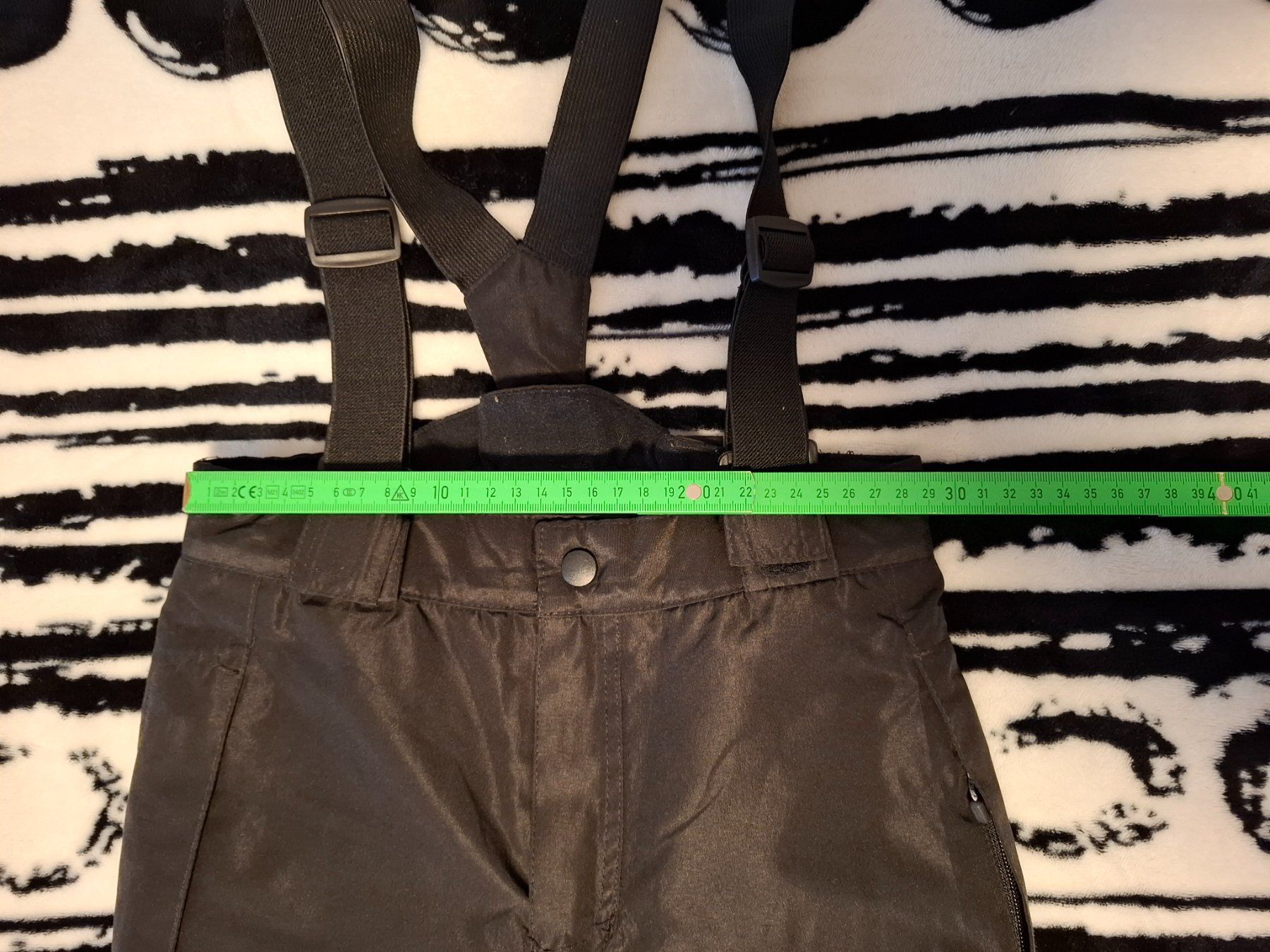 Pantaloni: Skihose gr.122/128 schwarz – Usato da Oberurnen venduto da rotty80 3