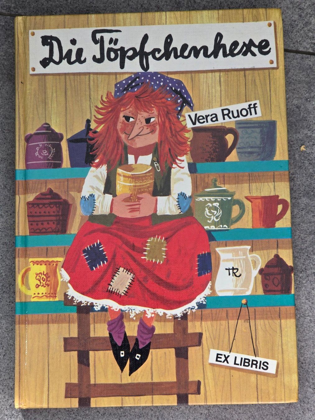 Bücher: Die Töpfchenhexe – Gebraucht aus Münsingen von Sokilein