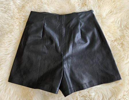 Hosenrock/Minirock-Hotpants Highwaist ZARA,Lederimmitat,Gr.S