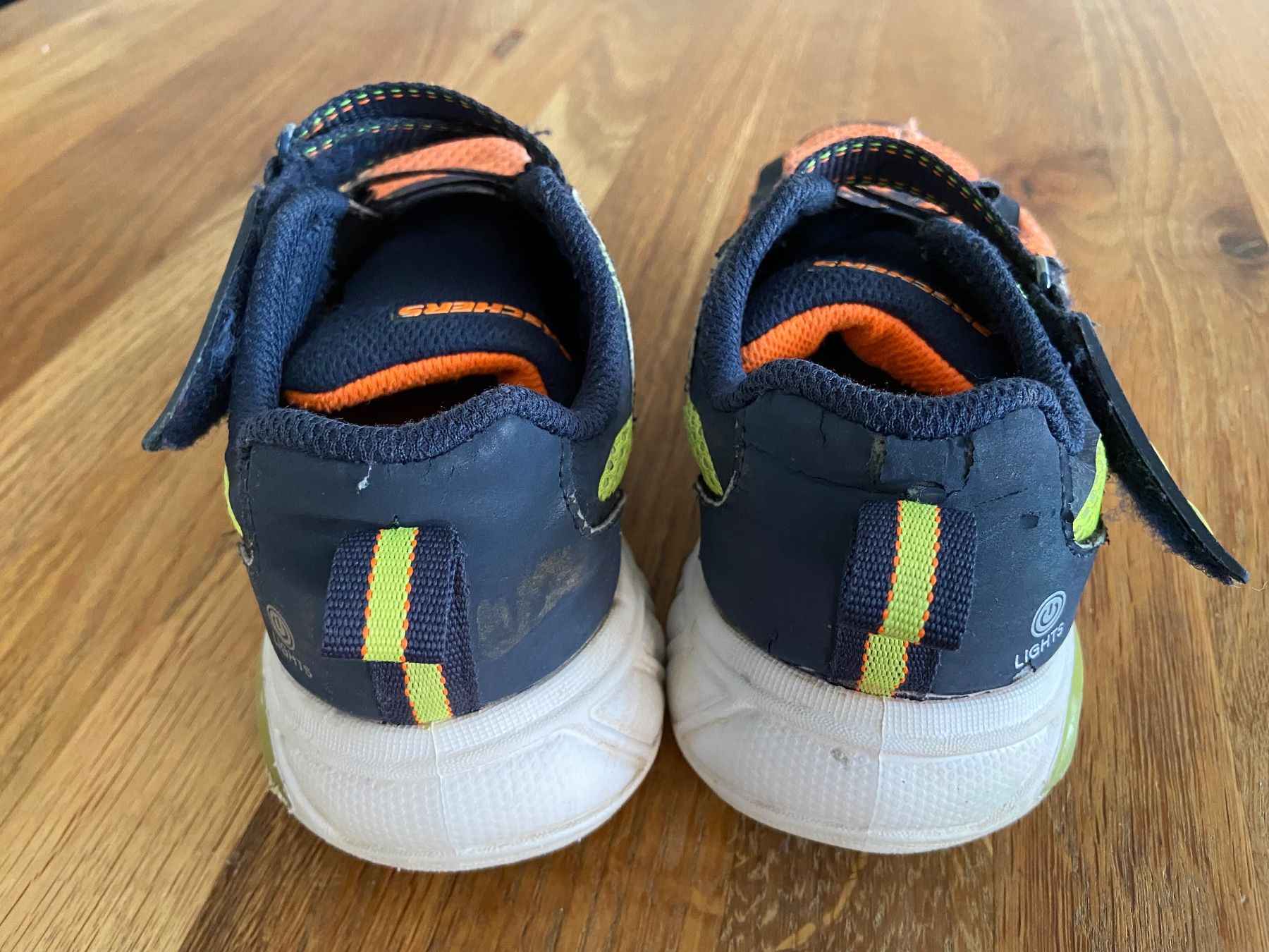 Skechers Scarpe per ragazzi: Halbschuhe von SKECHERS, Gr. 30 – Usato da Bassersdorf venduto da och_928l 1
