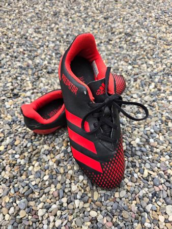 Adidas Predator Fussbalschuhe Kickschuhe Grösse 38