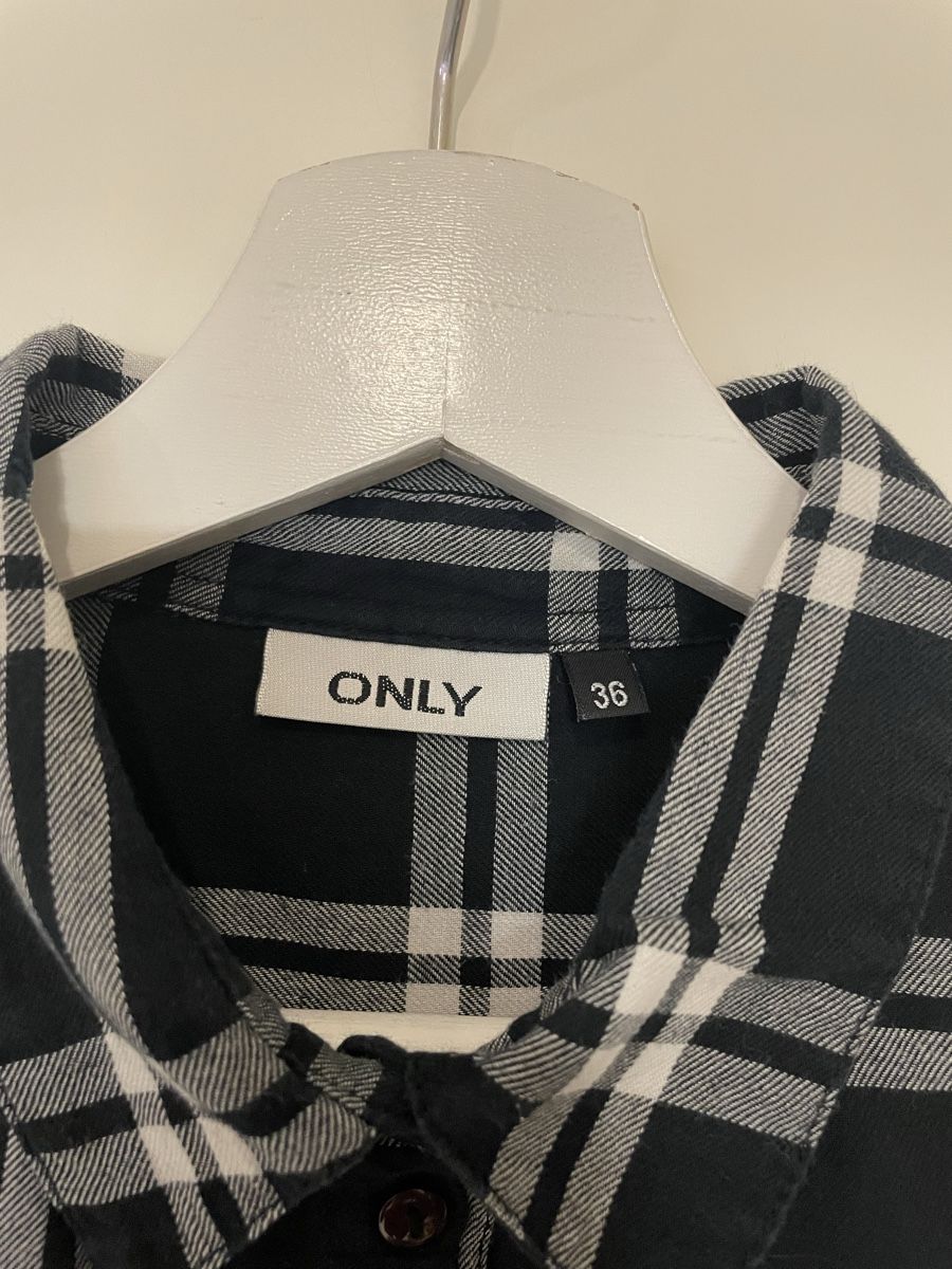 Only Camicette: Bluse kariert – Usato da Chur venduto da buc_6tcp 2
