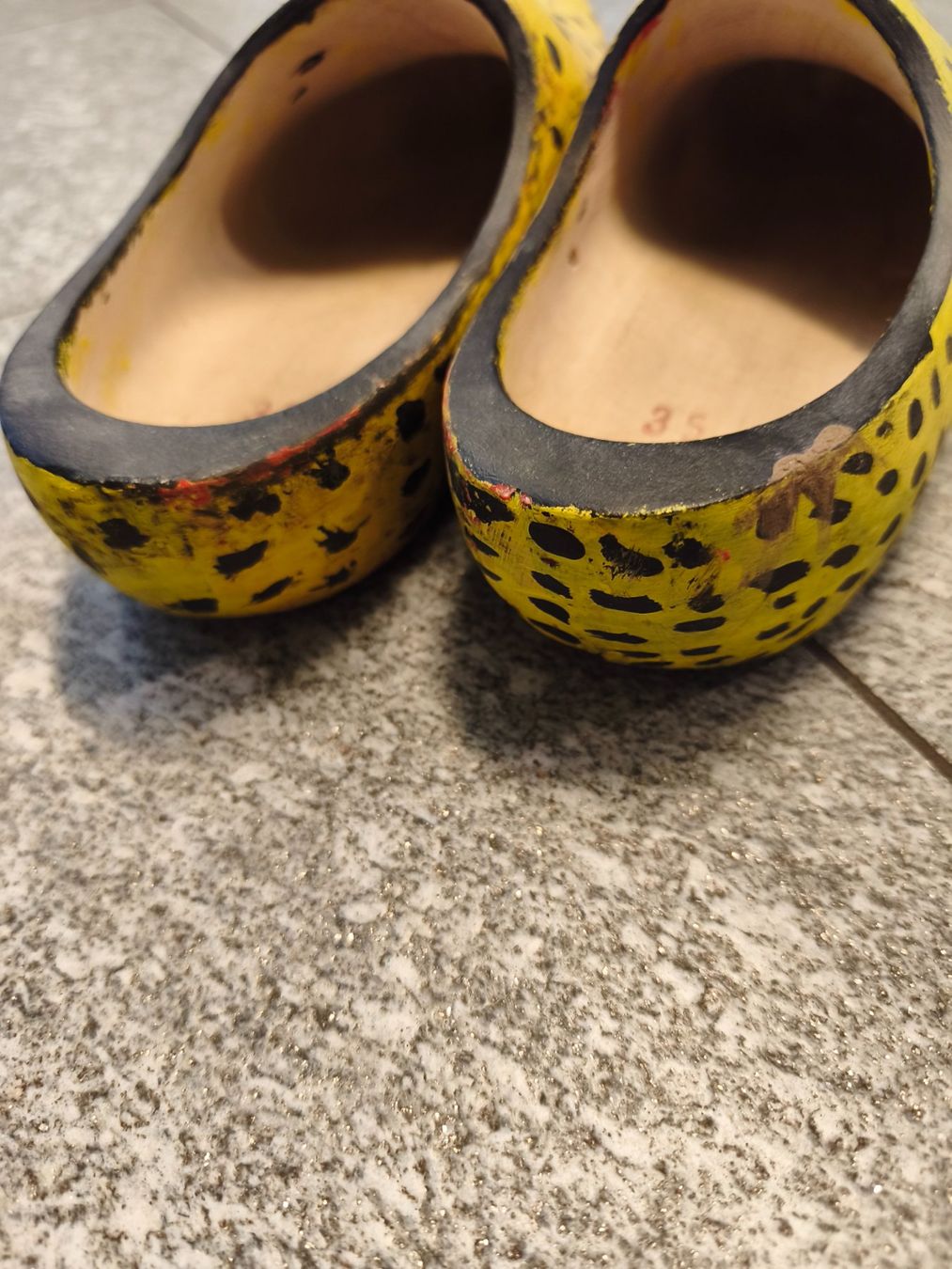 Scarpe da uomo: Zoggeli zum Anmalen – Usato da Nunningen venduto da maedchenfueralles 2