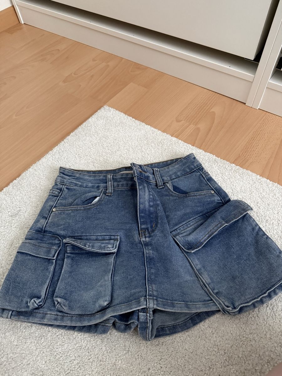 Jeans: Jeans Shorts Damen Grösse M – Nuovo (secondo la descrizione) da Alpnach Dorf venduto da beauty87 1