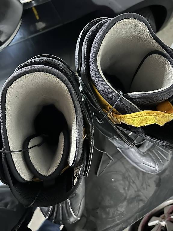 Scarpe da uomo: Snowboardboots Burton  Grösse EU 46 – Usato da Luzern venduto da VC_TIGER16 2