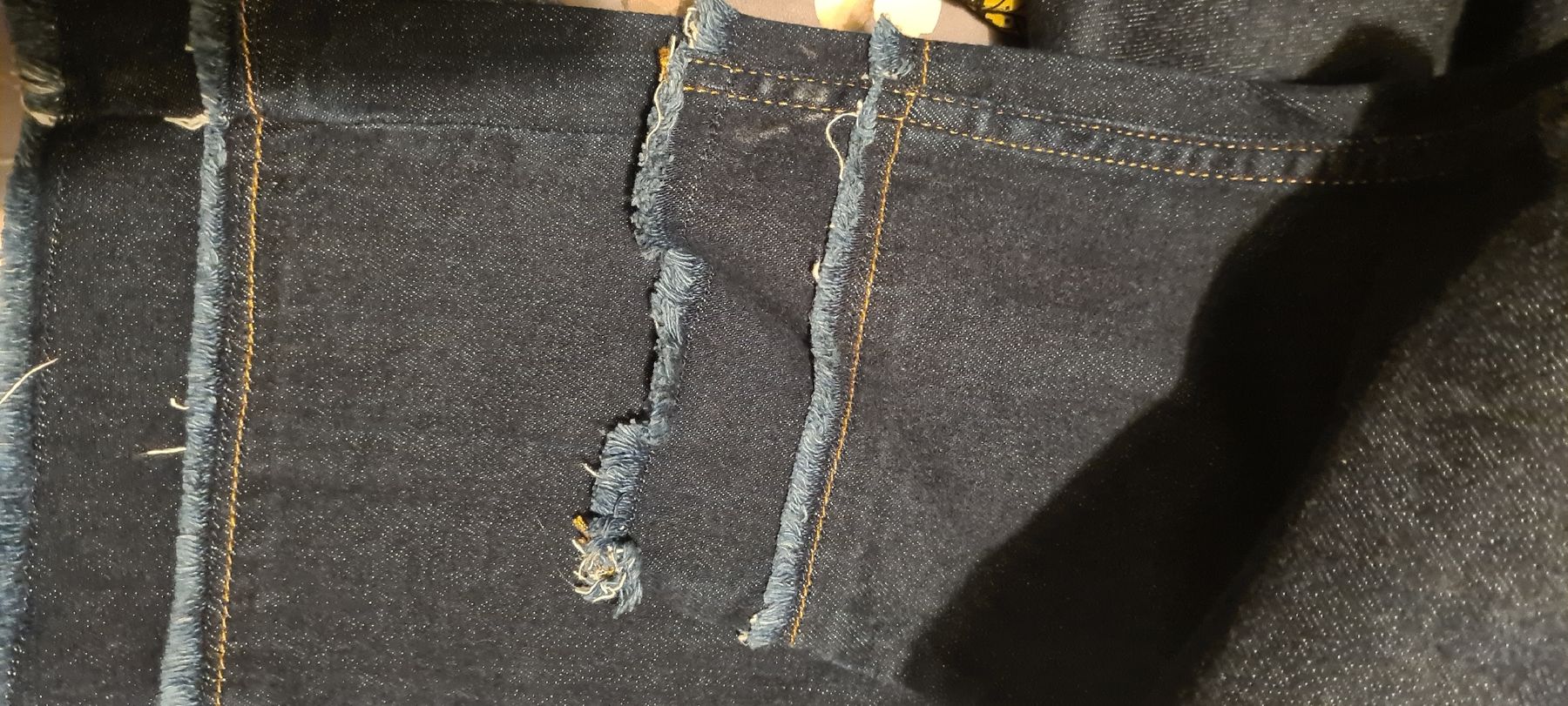 Nile Jeans: Nile Jeans – Usato da Luzern venduto da asmele2 4