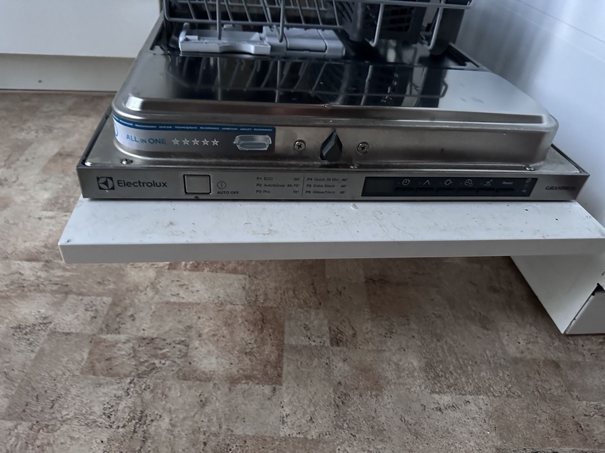 Electrolux Lavastoviglie: Geschirrspüler Electrolux Einbau gebraucht – Usato da Zürich venduto da cel_l6jx 1