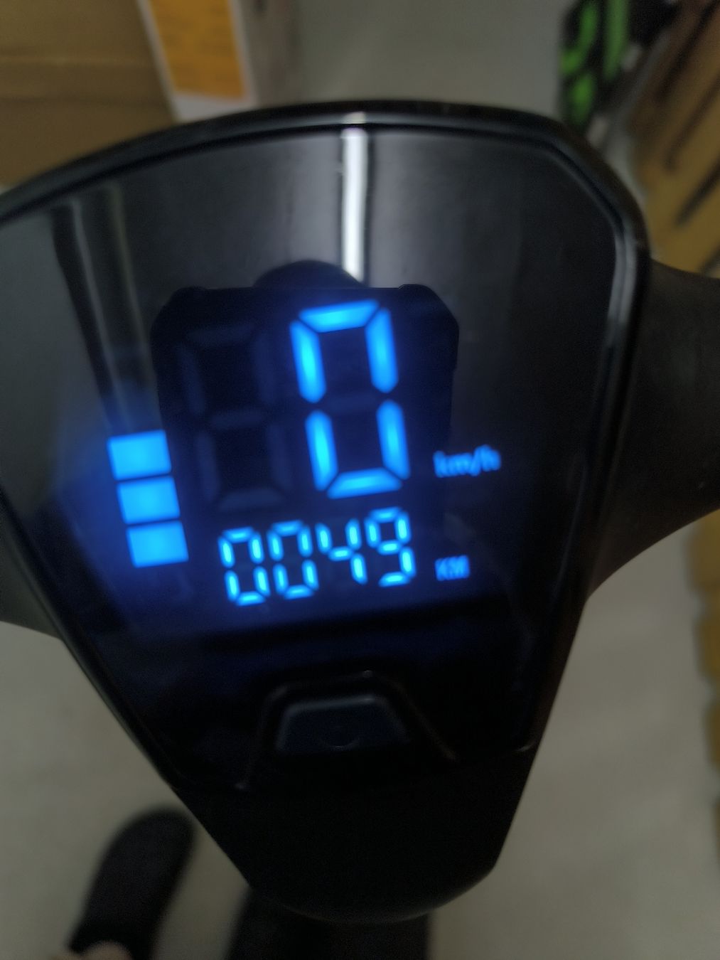Soflow Kickboard: Elektro Tretroller SOFLOW SO3 Pro 49 km – D'occasion à Zeihen par mar_8pnp 2
