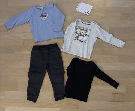 Kinder Kleiderpaket Grösse 92, 1 Oberteil vom Steiff