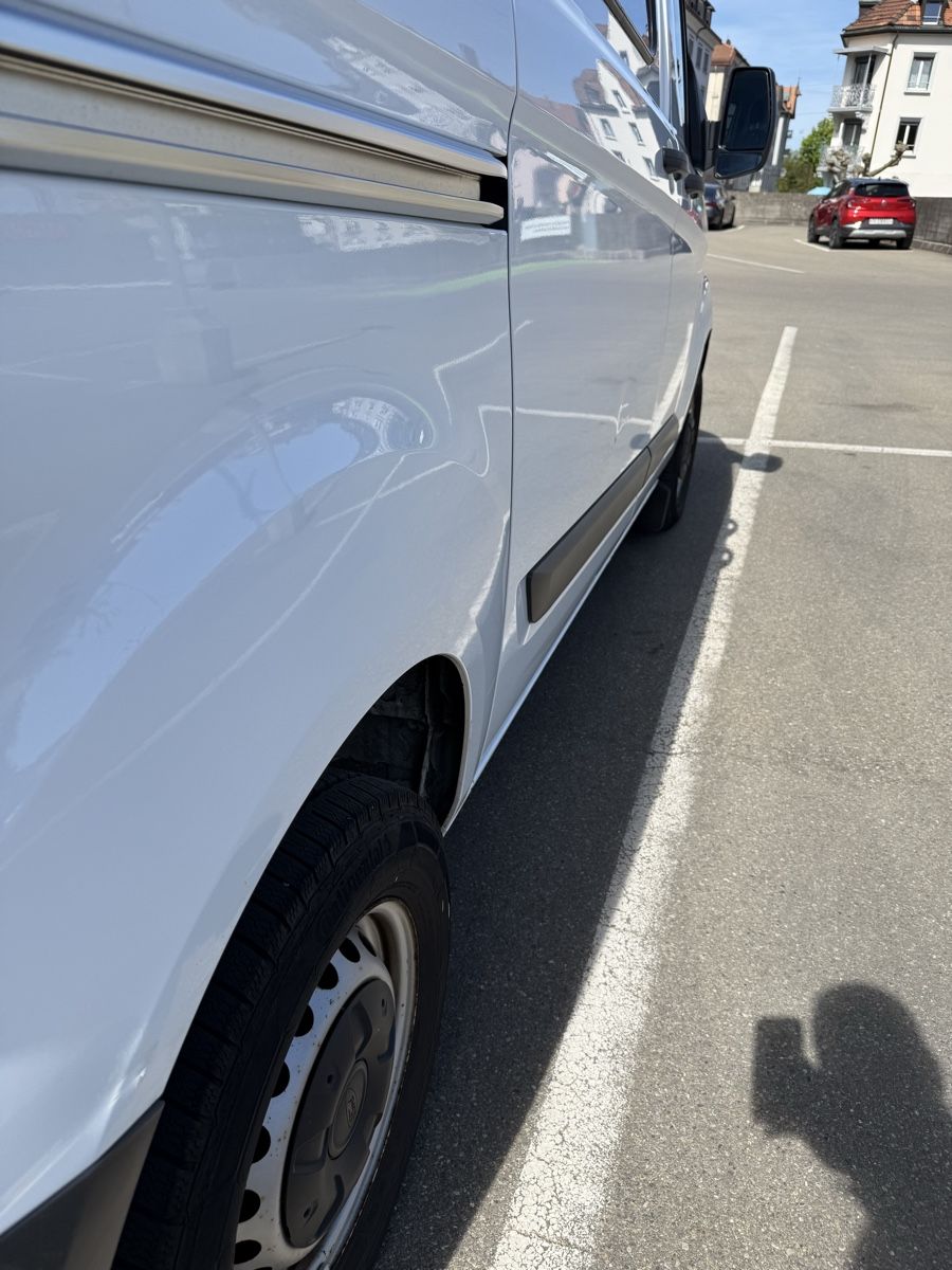 Ford Véhicules utilitaires: Lieferwagen Ford Transit Custom  – D'occasion à St. Gallen par Edi040 7
