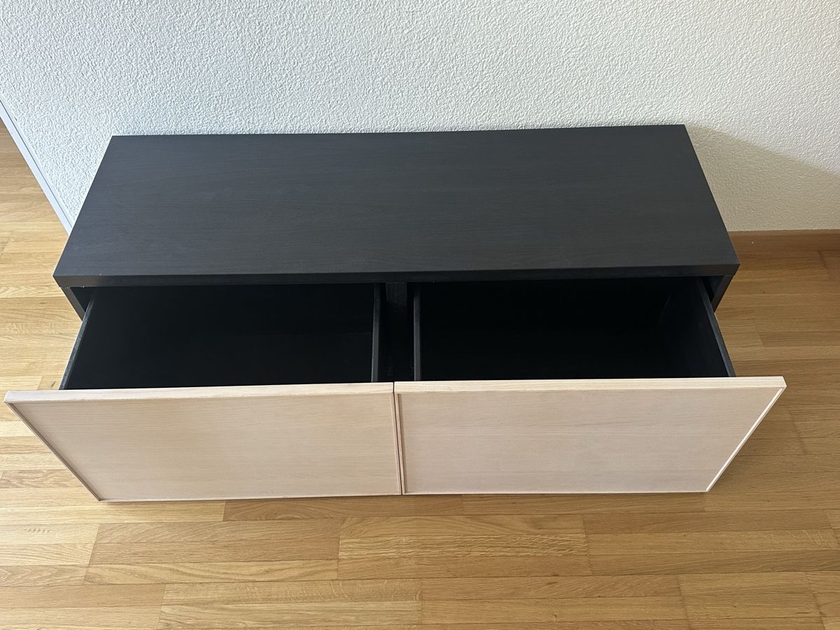 Ikea Mobili TV: TV Möbel / Sideboard – Usato da Zürich venduto da lis_l8h6 1