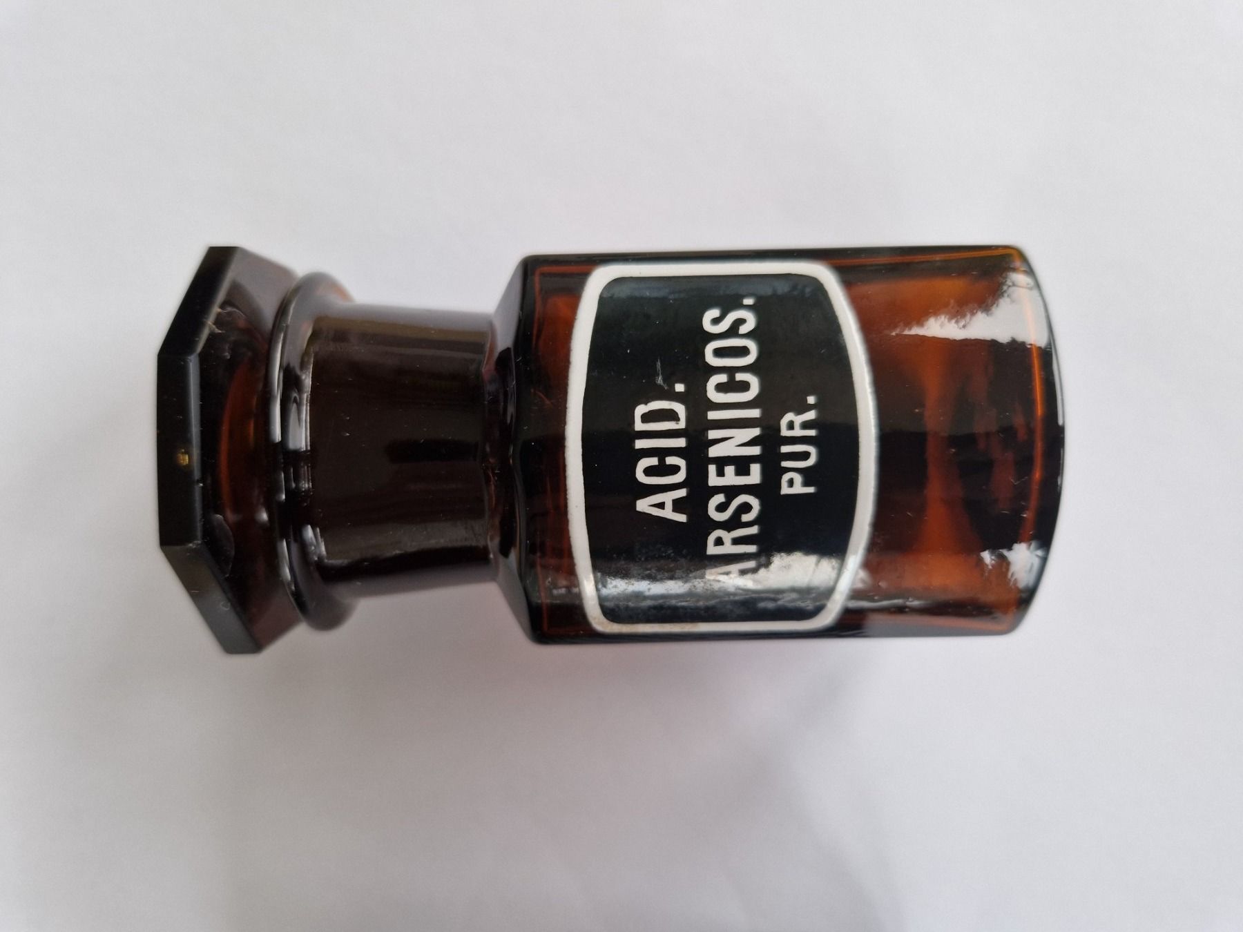 Accessori da laboratorio: Sehr schöne alte Apothekenflaschen – Usato da La Croix (Lutry) venduto da Lecollectioneur 3