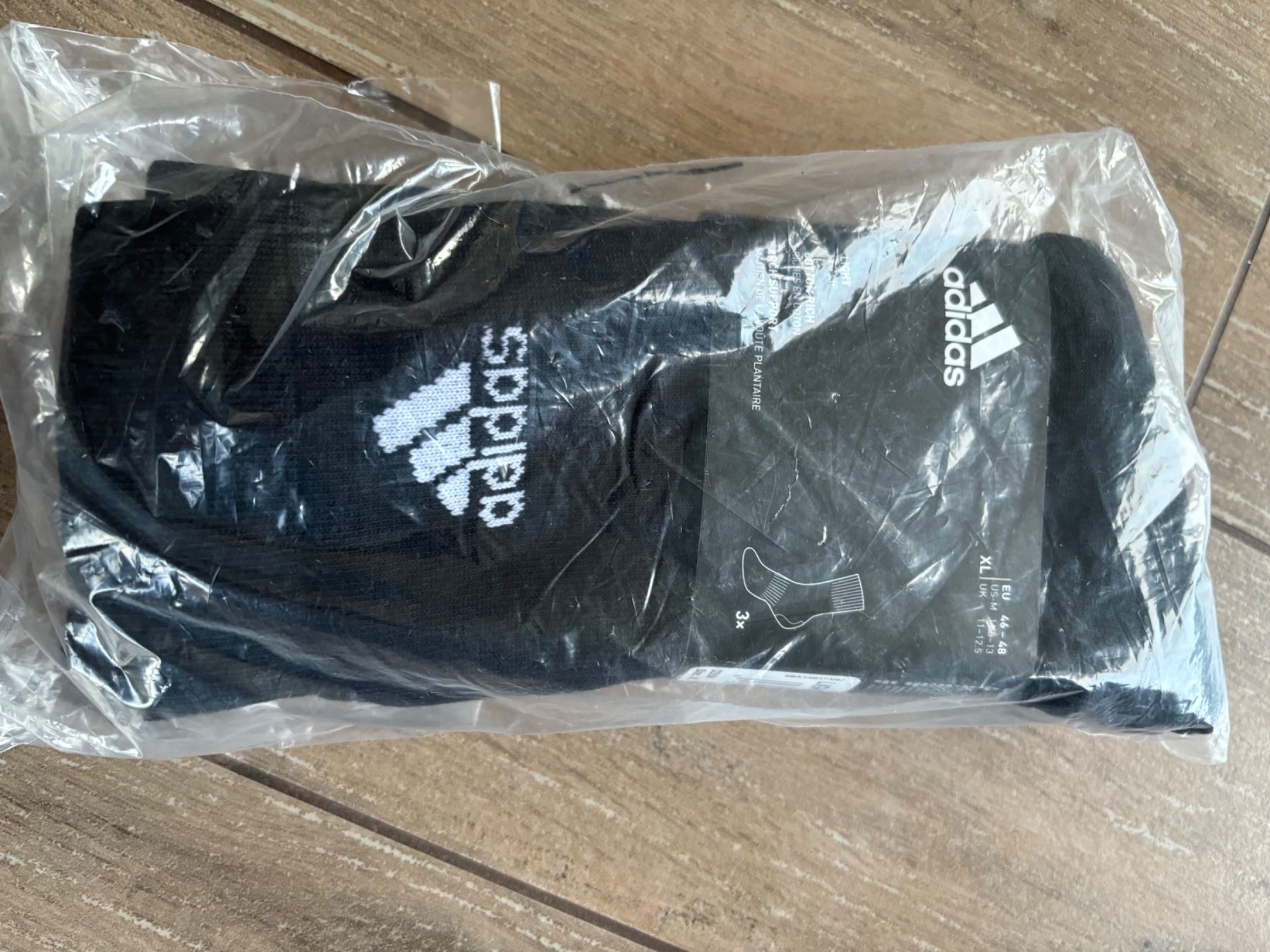 Adidas Calze: 46-48_adidas 3er Pack_NEU_LP 15 sfr – Nuovo e nell'imballaggio originale da Versegeres venduto da kista 1