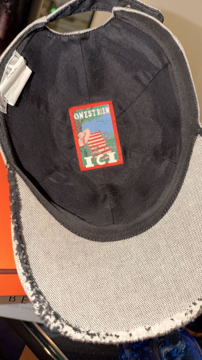 Hermès Chapeaux, bonnets & casquettes: Hermes gray cotton cap  – Neuf (Voir description) à Genève par val_rp9x 7