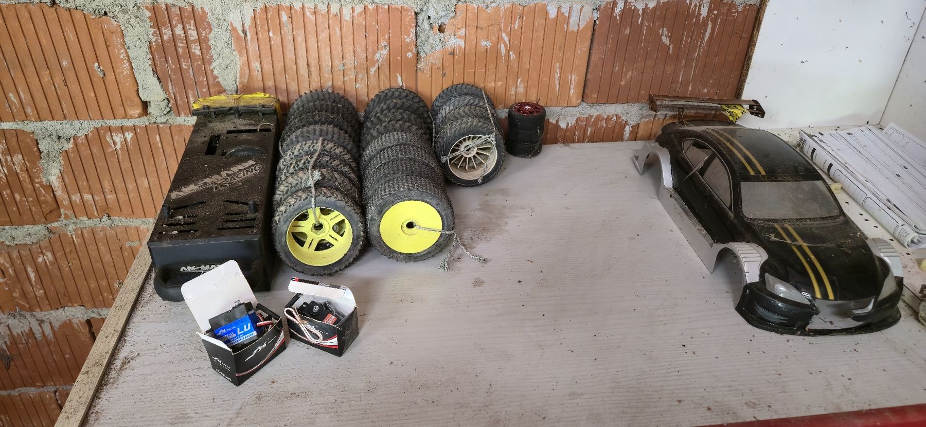 Modellismo RC: Voitures RC Lot  – Usato da Oberried FR venduto da dls7882 7