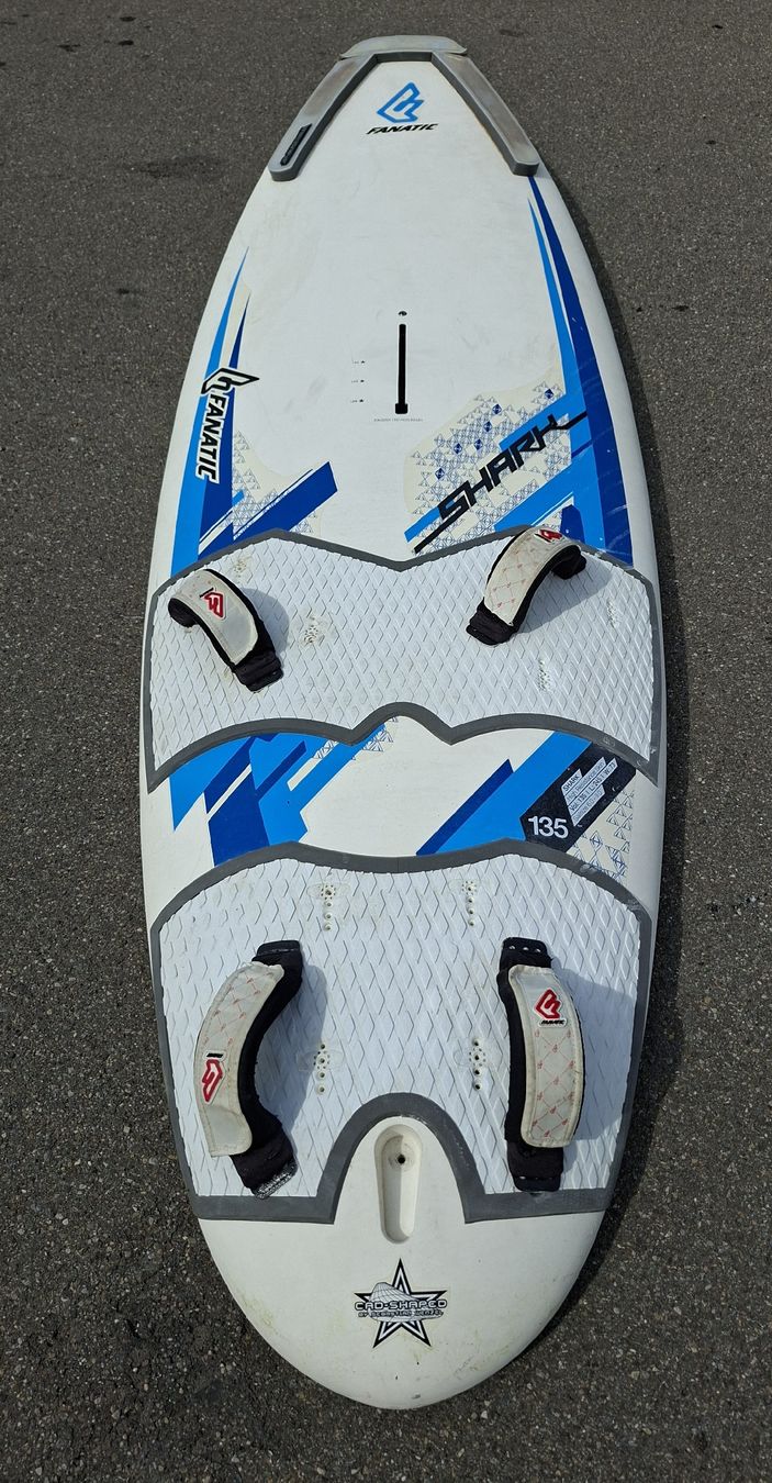 Planches de surf: Fanatic Shark 135 Liter – D'occasion à Fällanden par Nmustang