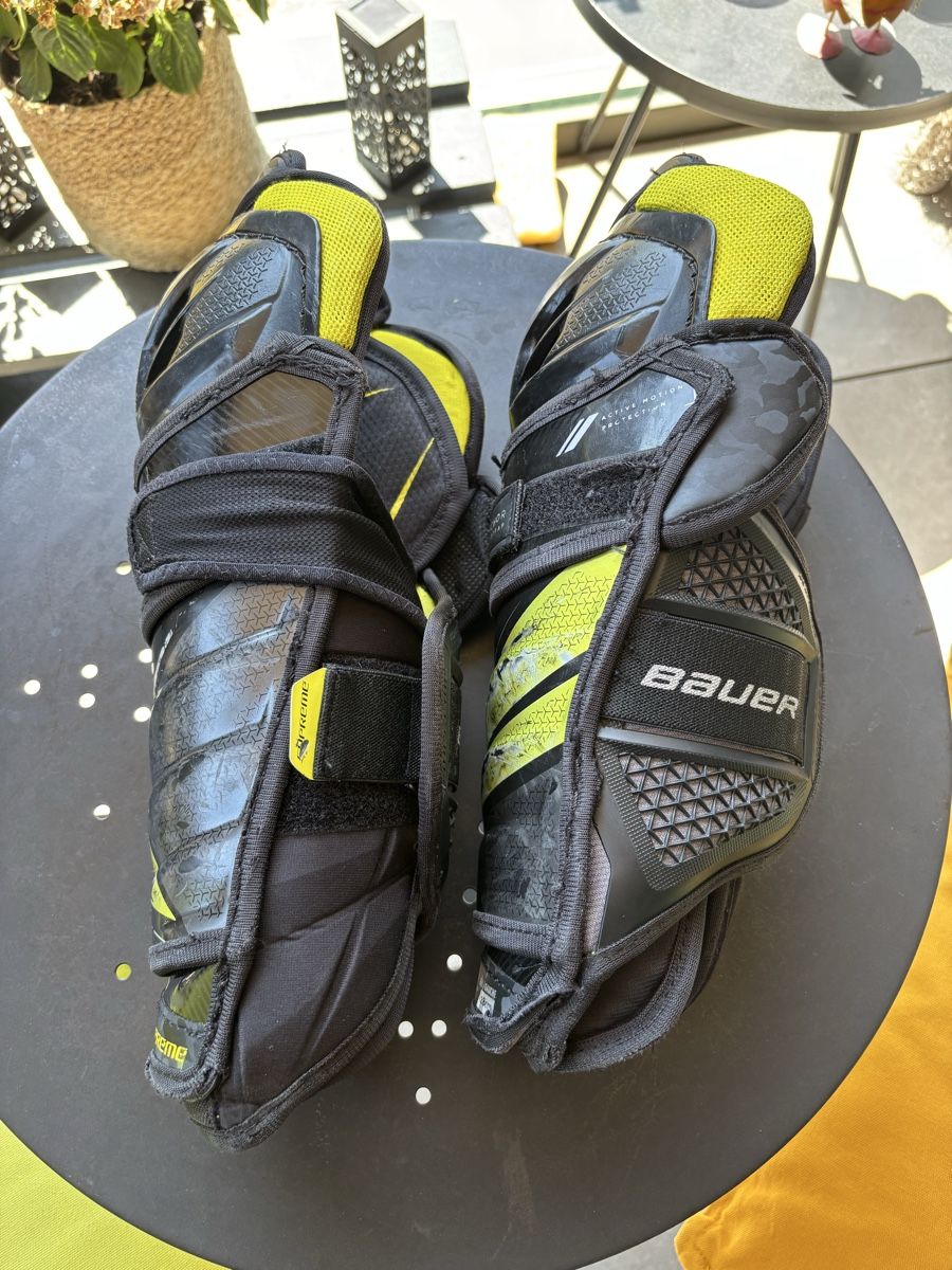 Bauer Protections: Bauer UltraSonic Schienbeinschoner – D'occasion à La Tour-de-Trême par ValGruyere 5