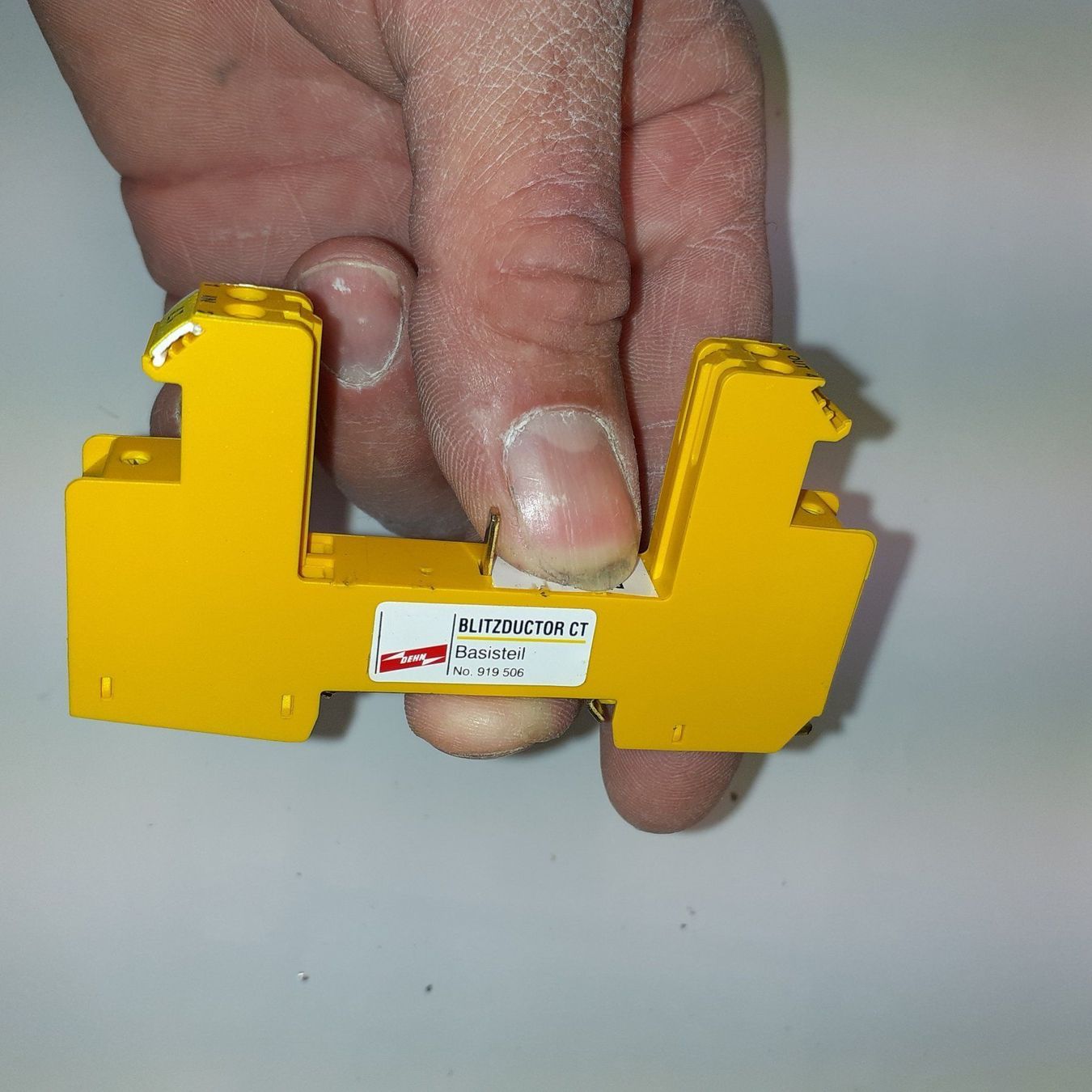 Componenti elettronici: Überspannungsableiter DEHN – Usato da Sursee venduto da Alhpa 2