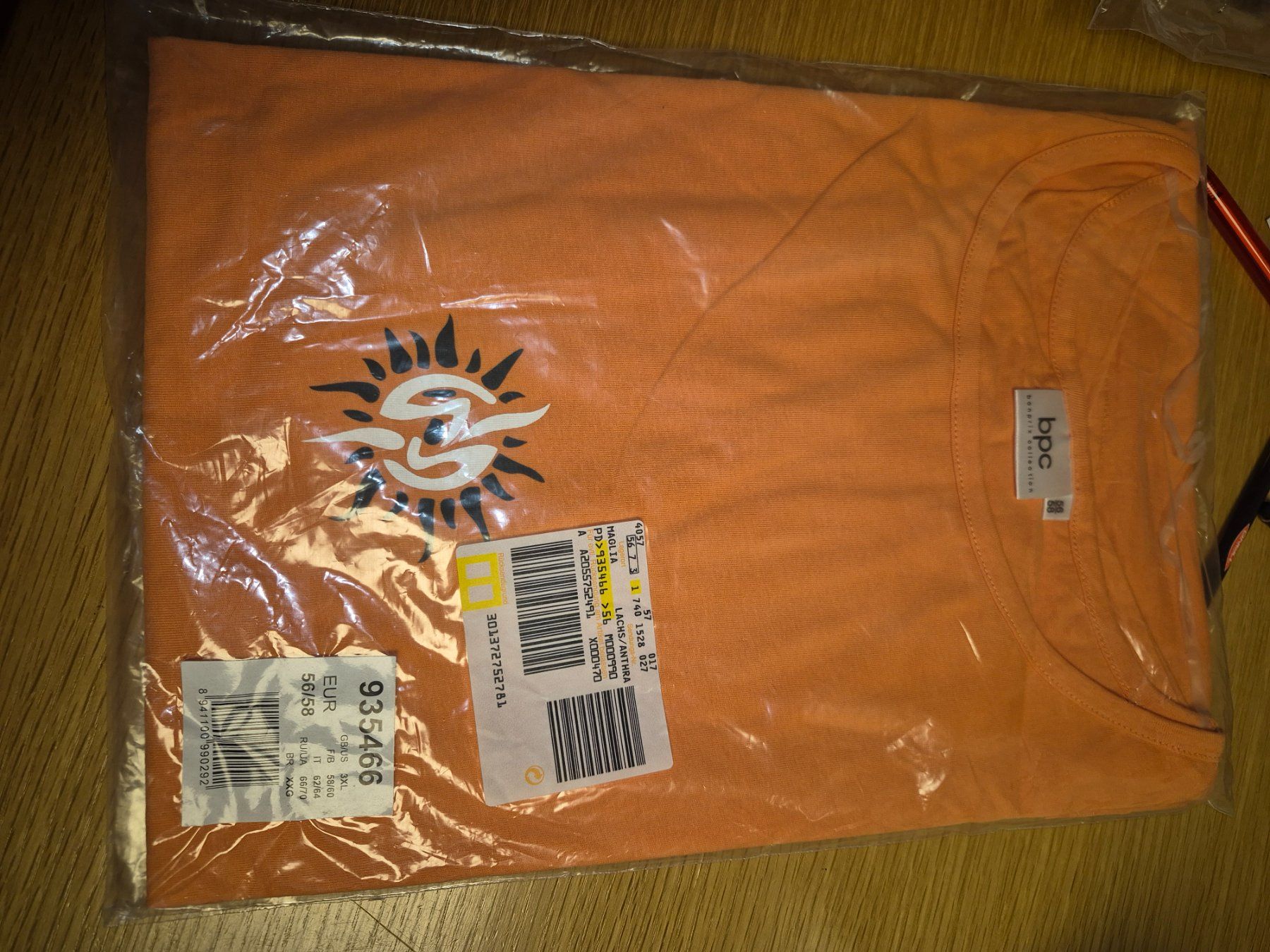 T-shirts: Damen Tshirt Gr.56/58 Lachs/Anthra – Neuf avec emballage d'origine à Buttikon SZ par sefa02