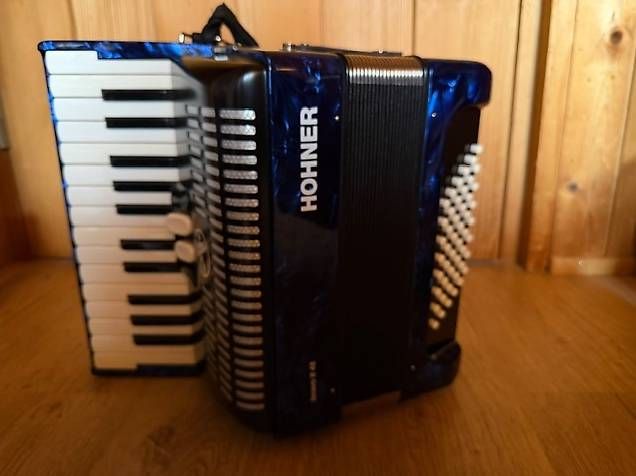 Strumenti musicali: Akkordeon – Nuovo e nell'imballaggio originale da Pratteln venduto da JuergMomo2014 3