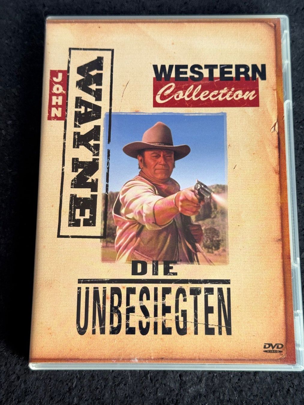 Tutti i DVDs: John Wayne Western Collection "Die Unbesiegten" DVD – Usato da Fribourg venduto da tschjoly