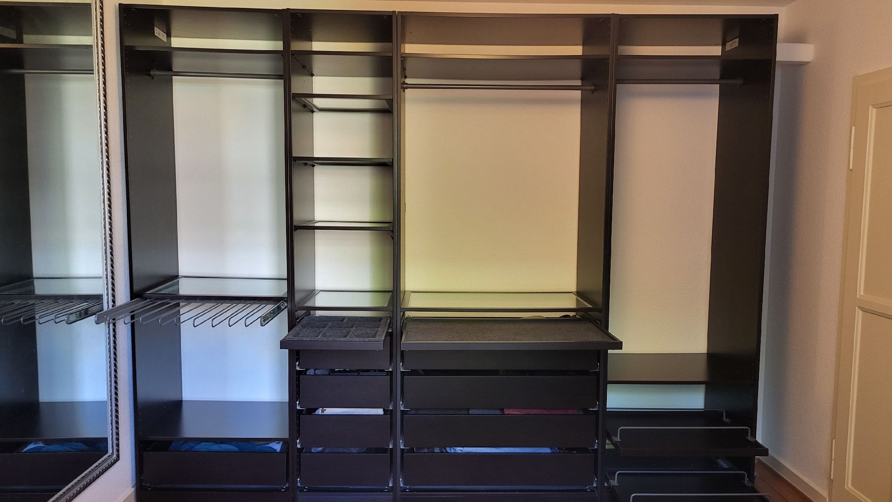 Armadi: Kleiderschrank PAX  – Usato da Muttenz venduto da Igma 1