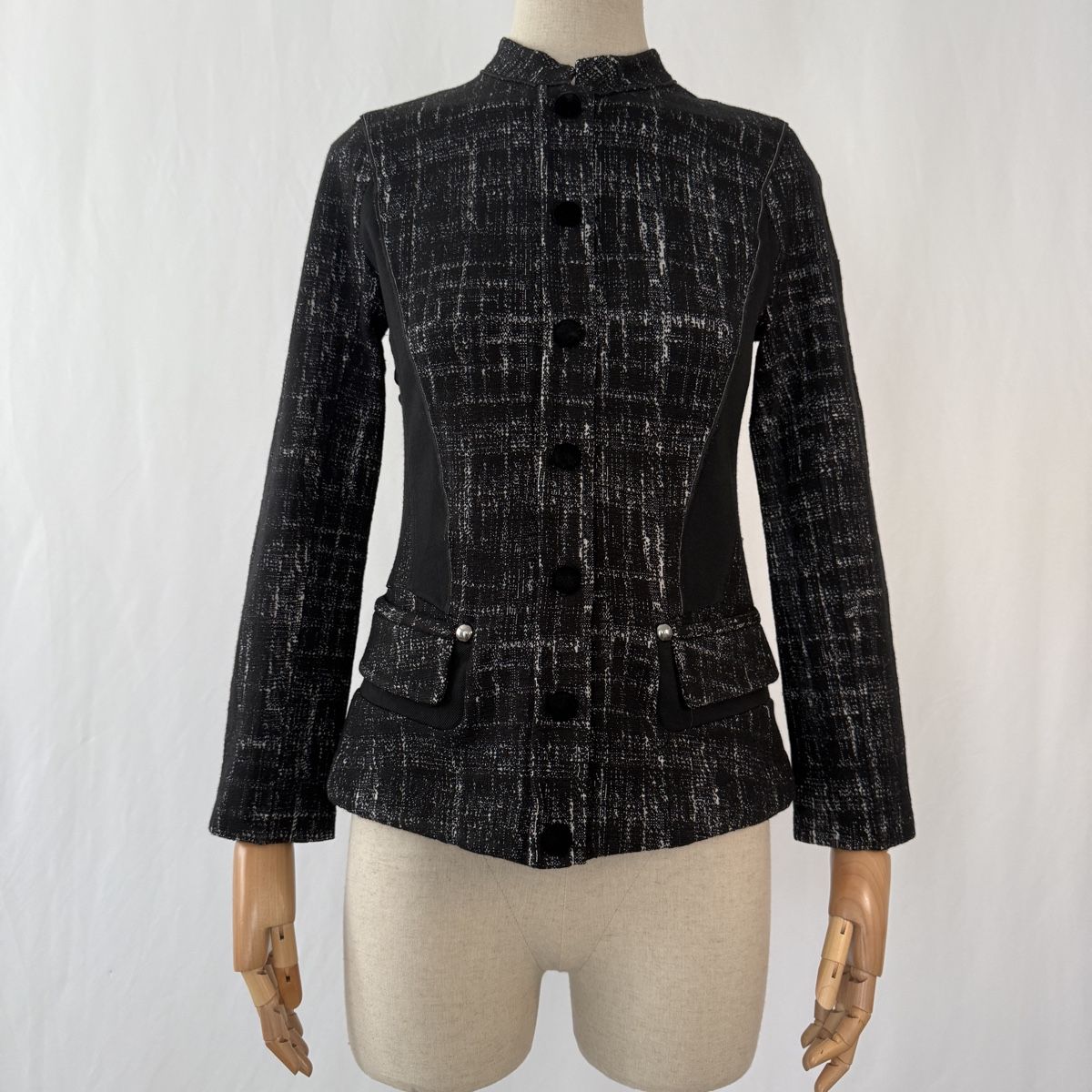 High Giacche: HIGH Every Day Couture Light Jacket – Nuovo (secondo la descrizione) da Emmen venduto da Avviivva_Com2023