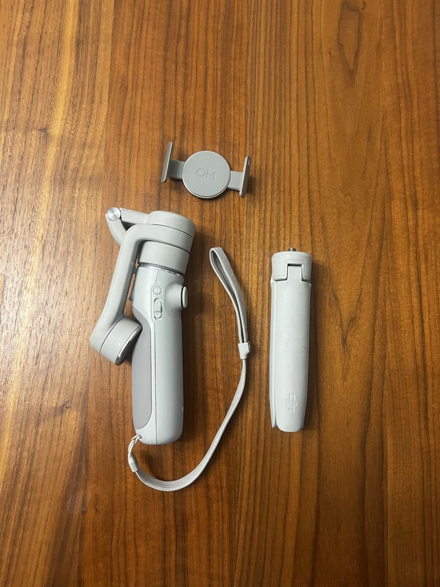 DJI Trépieds & Accessoires: DJI OM 5 Gimbal – D'occasion à Glattbrugg par mal_fm9t