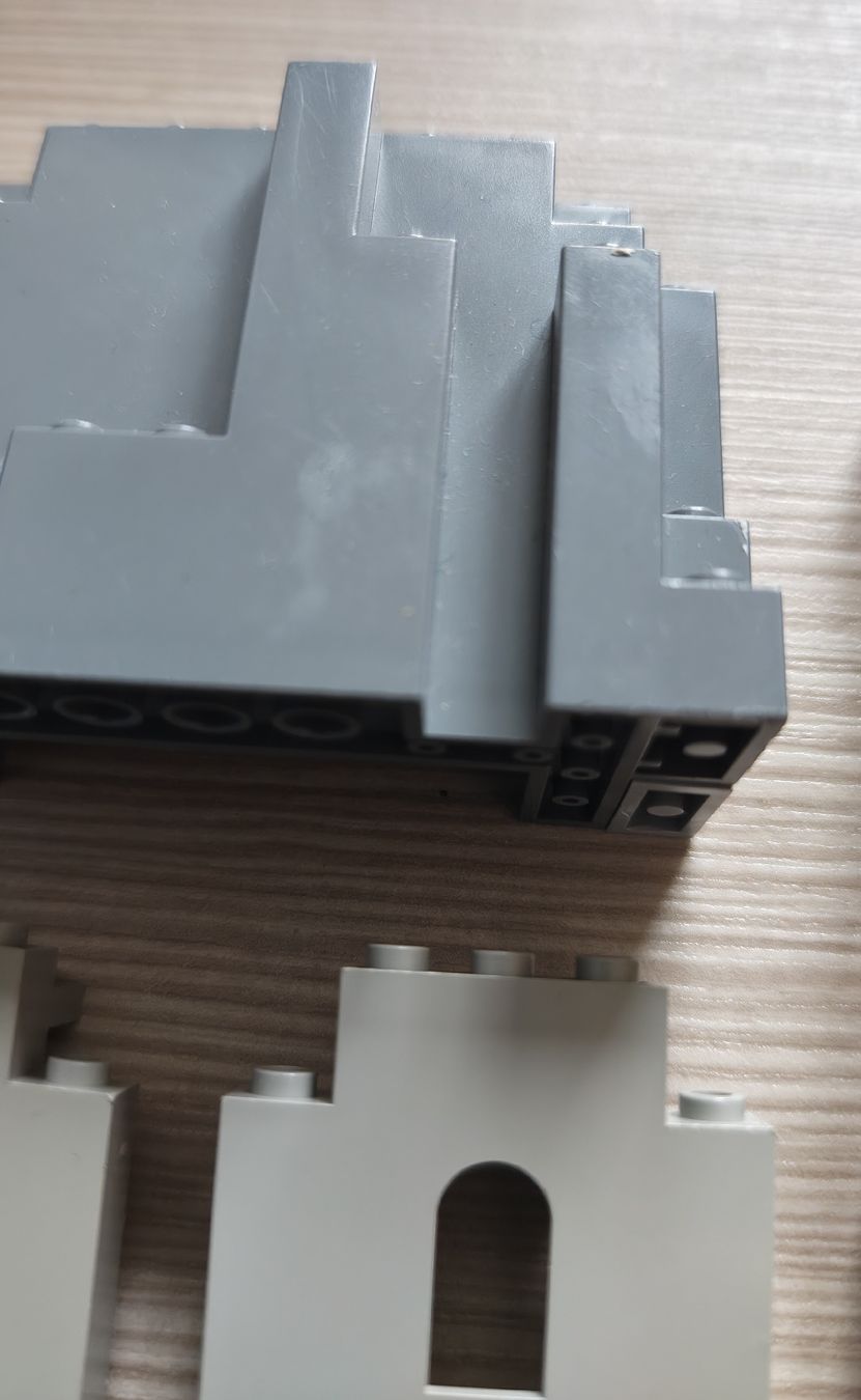 Lego Giocattoli: Lego Burgteile – Usato da Effretikon venduto da Superkarin7 2