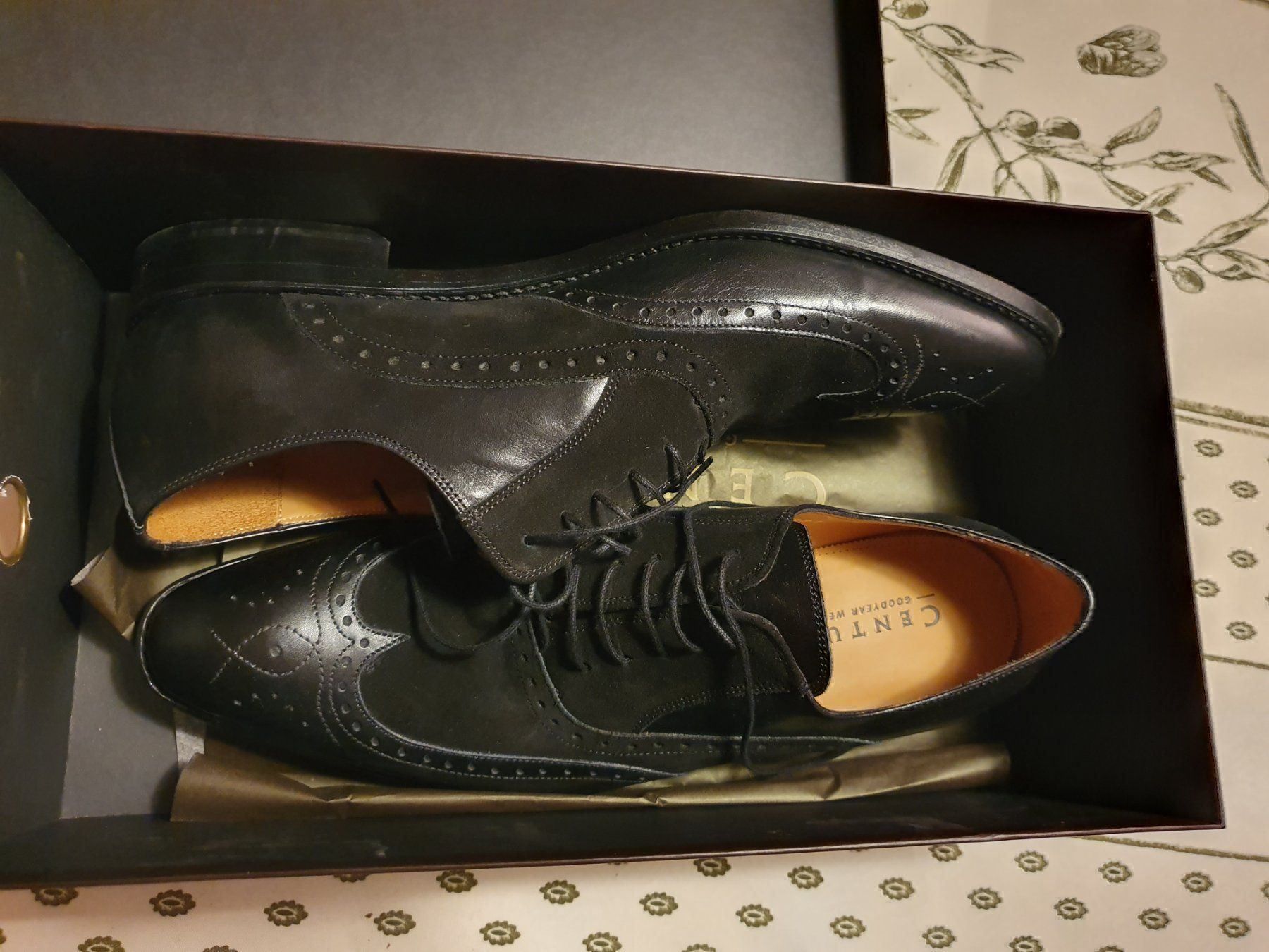 Scarpe da uomo: Century chaussures neuve 350 chf – Nuovo (secondo la descrizione) da Le Grand-Saconnex venduto da Rgt87 1