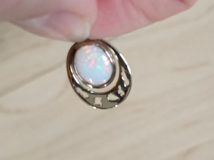 Ciondoli: Opal Anhänger ✨ – Usato da Adliswil venduto da Vimovi