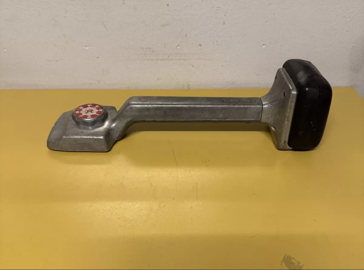 Tutti gli attrezzi: Teppichspanner Roberts Metall  – Usato da Schlieren venduto da Freundlich02