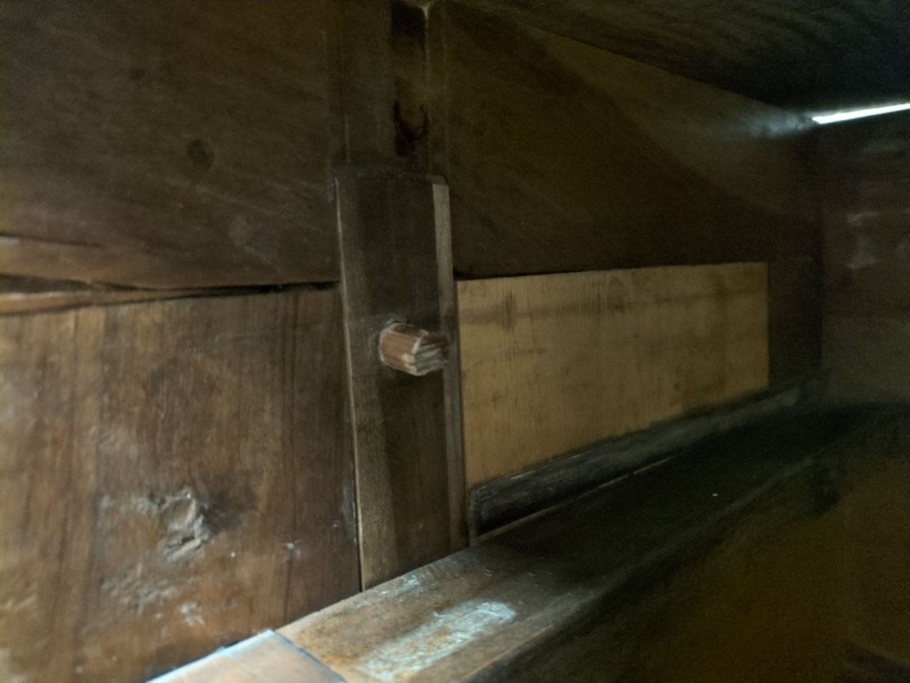 Cassettiere: Antike Holzkommode – mit einzigartigem Schiebermechanismus – Usato da Seftigen venduto da tom713 8