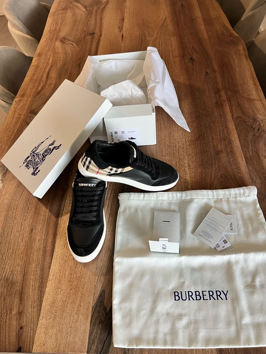 Burberry Herrenschuhe: Burberry Low Top Sneakers EU42 – Neu (gemäss Beschreibung) aus Schwerzenbach von TypeR 2