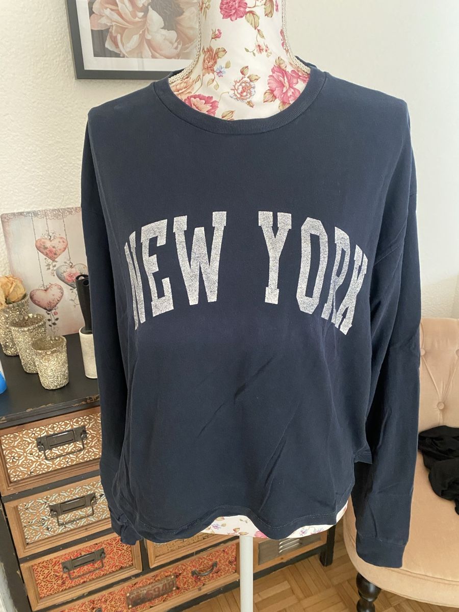 Brandy Melville Pullover & Sweatshirts: Pullover Brandy Melville Baumwolle Gr S/M blau – Gebraucht aus Schönenberg ZH von Pfupfli1