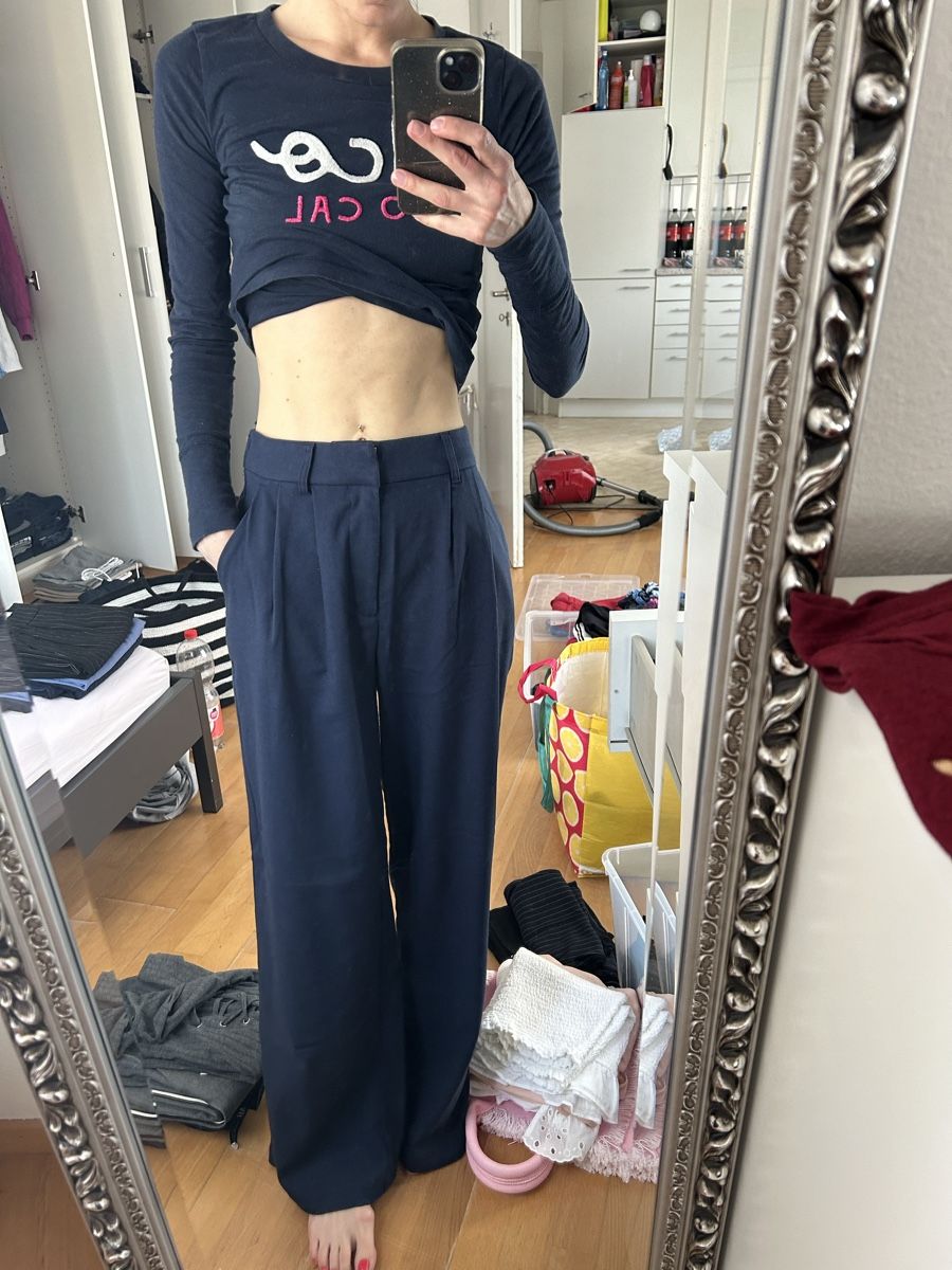 Hollister Pantaloni: Hollister Hosenpacket – Usato da Zürich venduto da del_2dkl 3