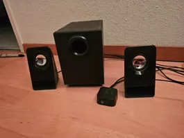 Lautsprecher System Logitech Z333 2.1 schwarz