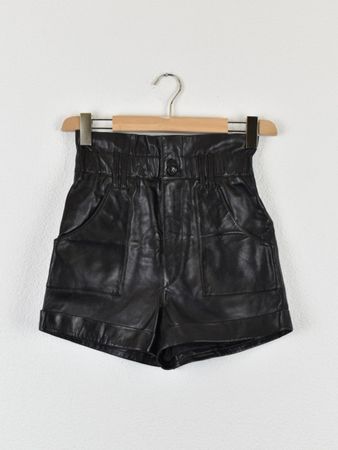 ba&sh Lammleder Shorts, Gr.0 (34), wie neu