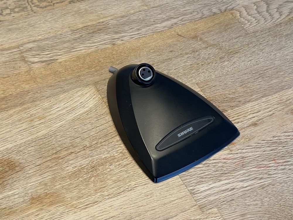 Shure Microflex A412B Mikrofonfuss XLR schwarz (Gebraucht) in Härkingen ...