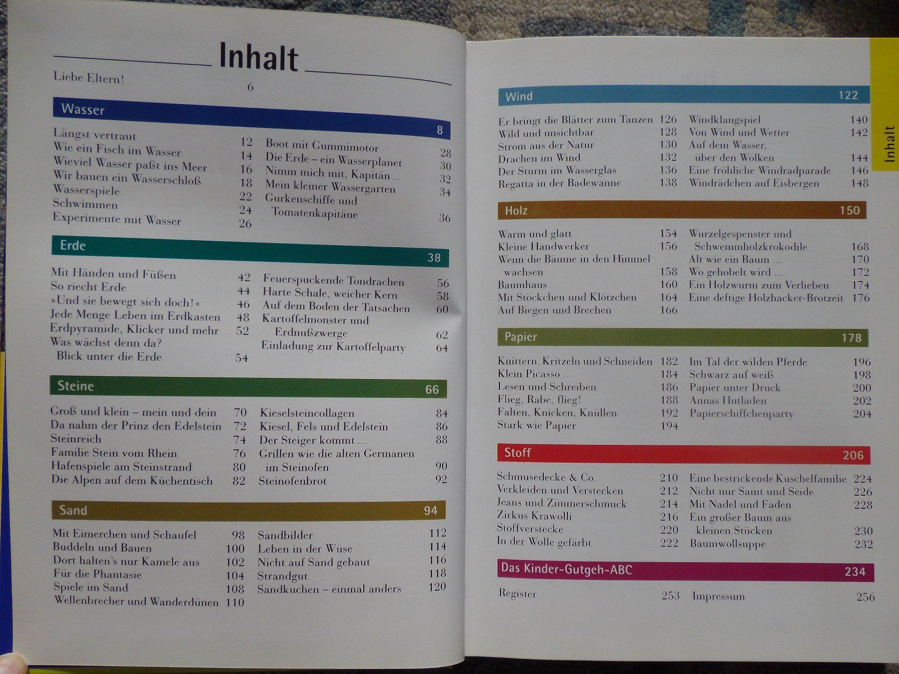 Libri: Das grosse Spiel- und Bastelbuch – Usato da Uster venduto da urs_75by 2