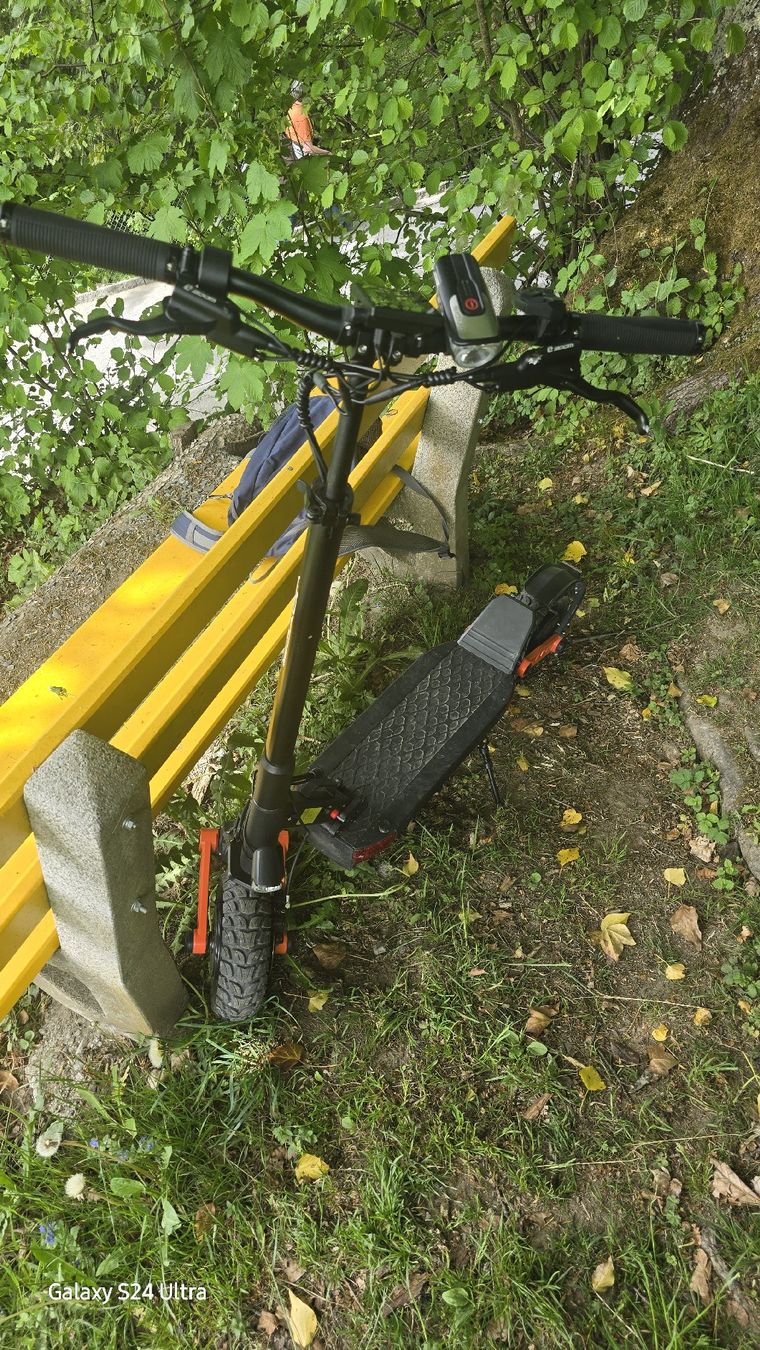 Altro: E-Scooter Yogor s10 dual Motor – Usato da Unterägeri venduto da cicu29 3