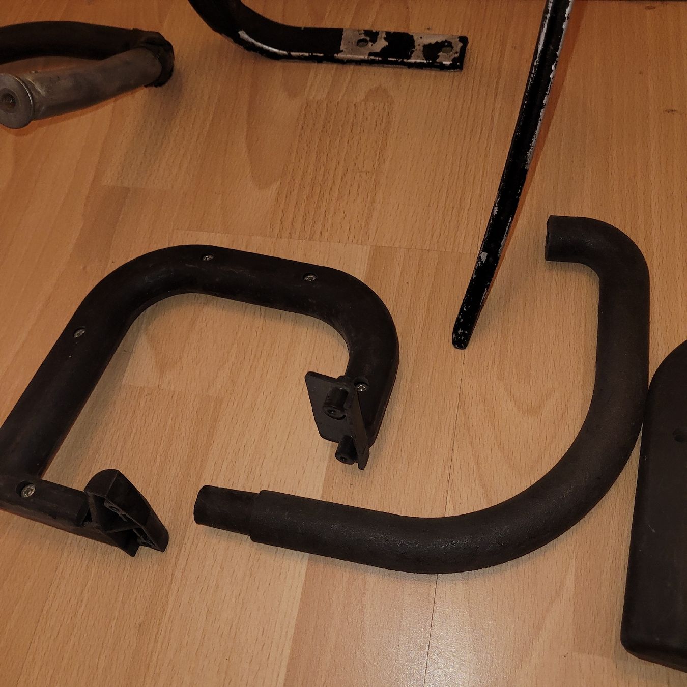 Stihl Seghe: Motorsäge Verschiedene Handgriffe – Usato da Bolligen venduto da matijav 2