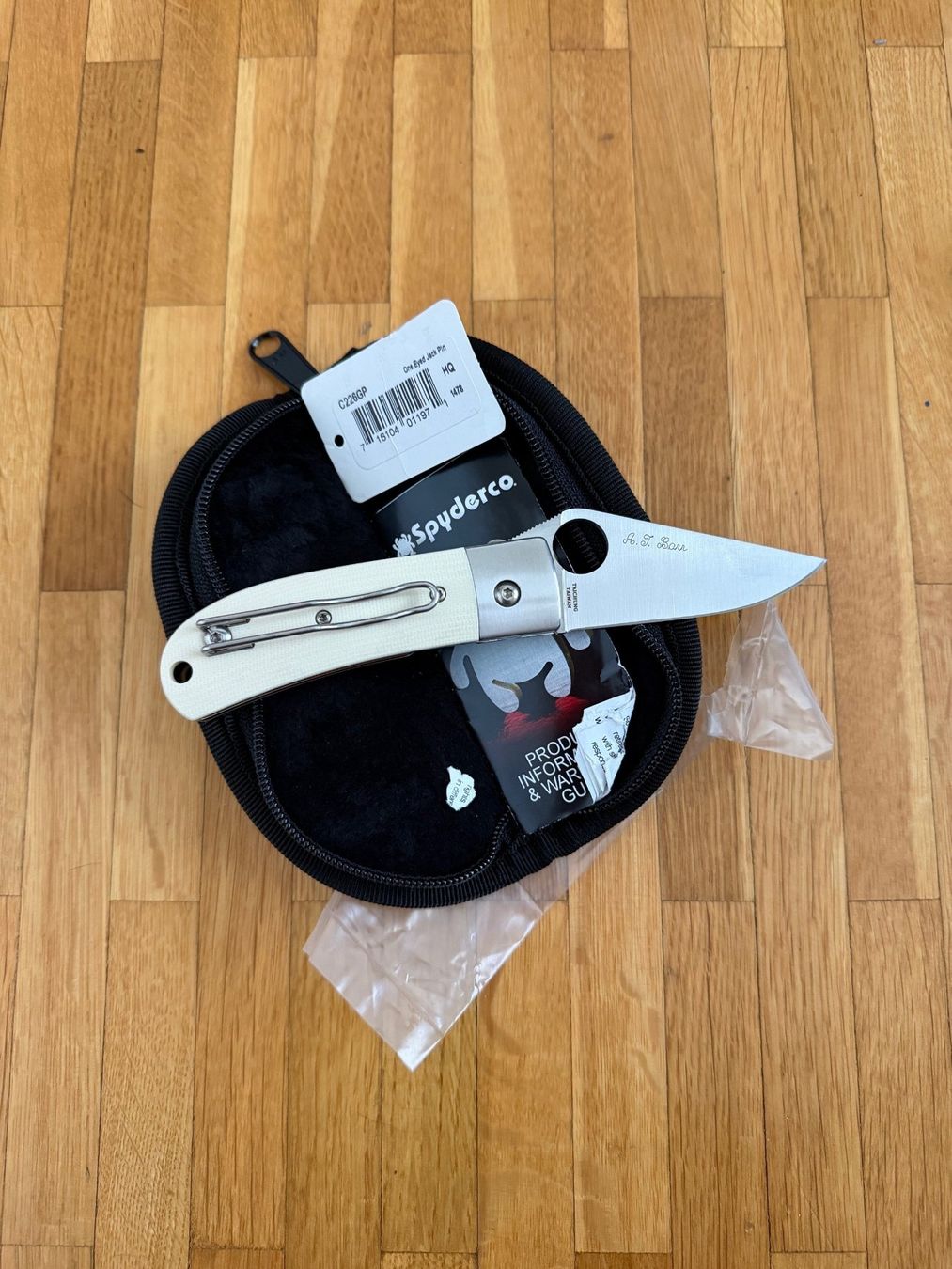 Spyderco Accessori: Spyderco One Eyed Jack Pin - C226GP – Nuovo e nell'imballaggio originale da Villars-sur-Glane venduto da Dam0 1